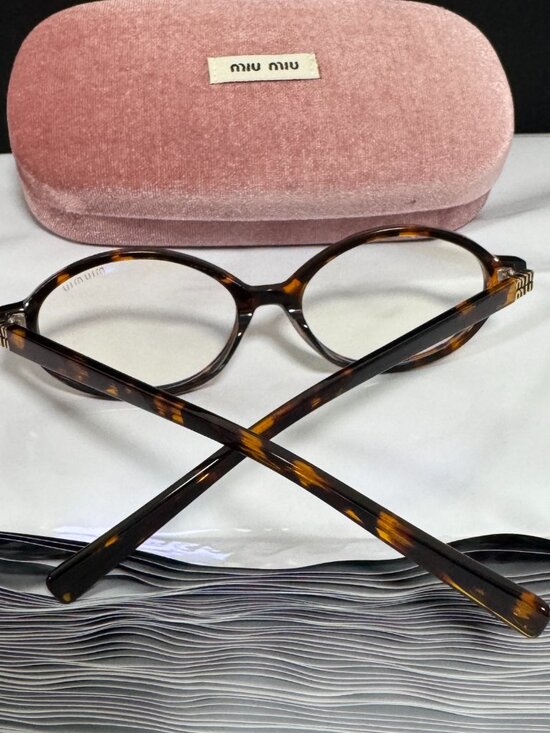 Miu Miu glasses main image 4